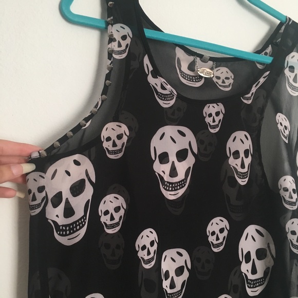 Skull black and white see-through with spikes - Picture 6 of 7